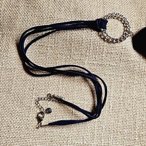 C1946 Long Silver, Navy & Black Drop Statement  Necklace - Picture 5 of 8